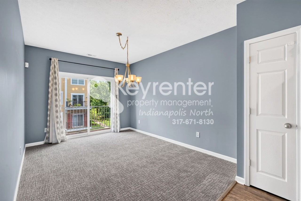 6589 Reserve Dr - Photo 6 of 17