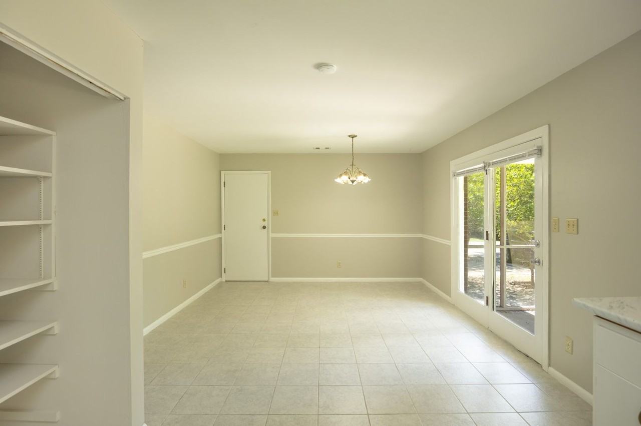 104 Herty Dr - Photo 2 of 16