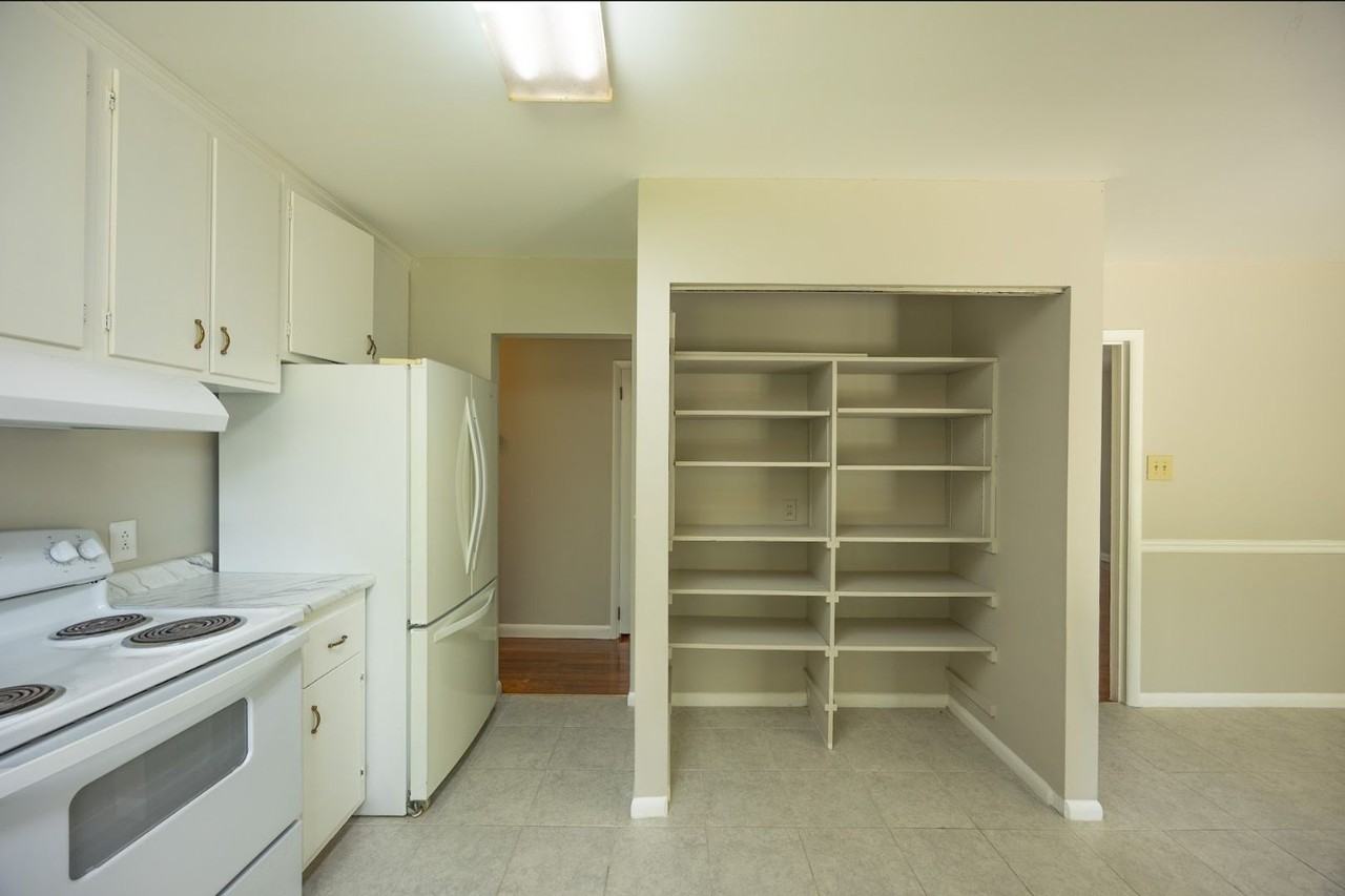104 Herty Dr - Photo 5 of 16