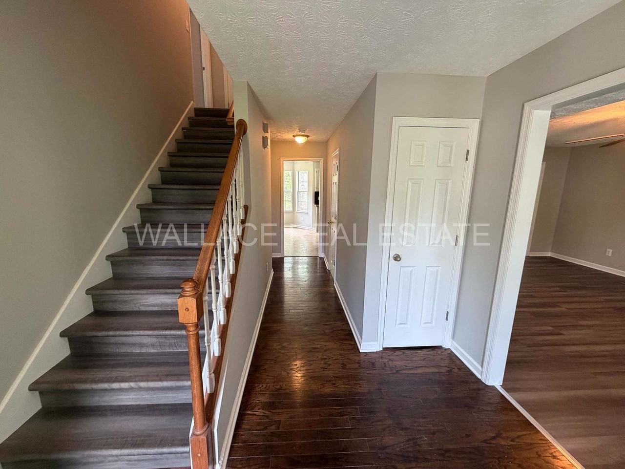 6919 Yellow Oak Ln - Photo 3 of 17