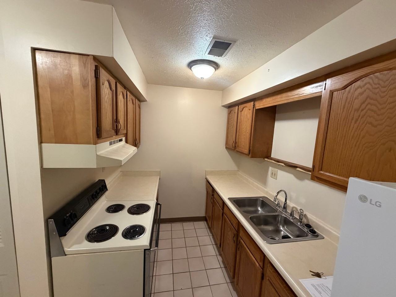 Regis Apartments - Photo 6 of 20