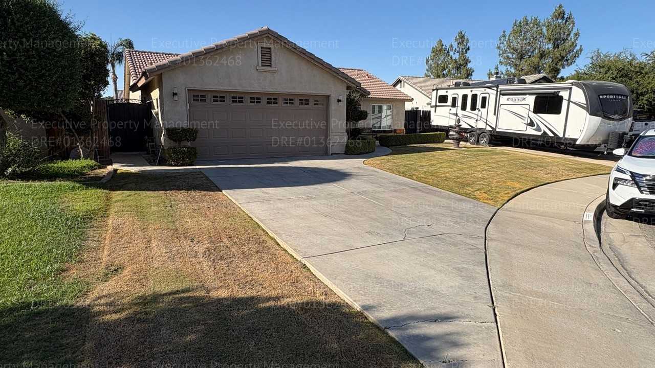 12108 Flat Iron Ct - Photo 3 of 50