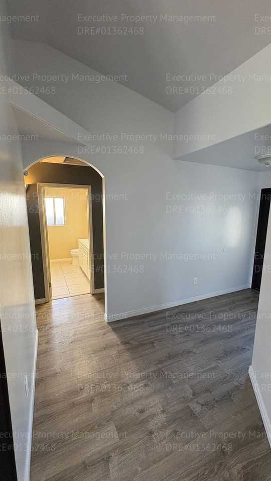12108 Flat Iron Ct - Photo 7 of 50
