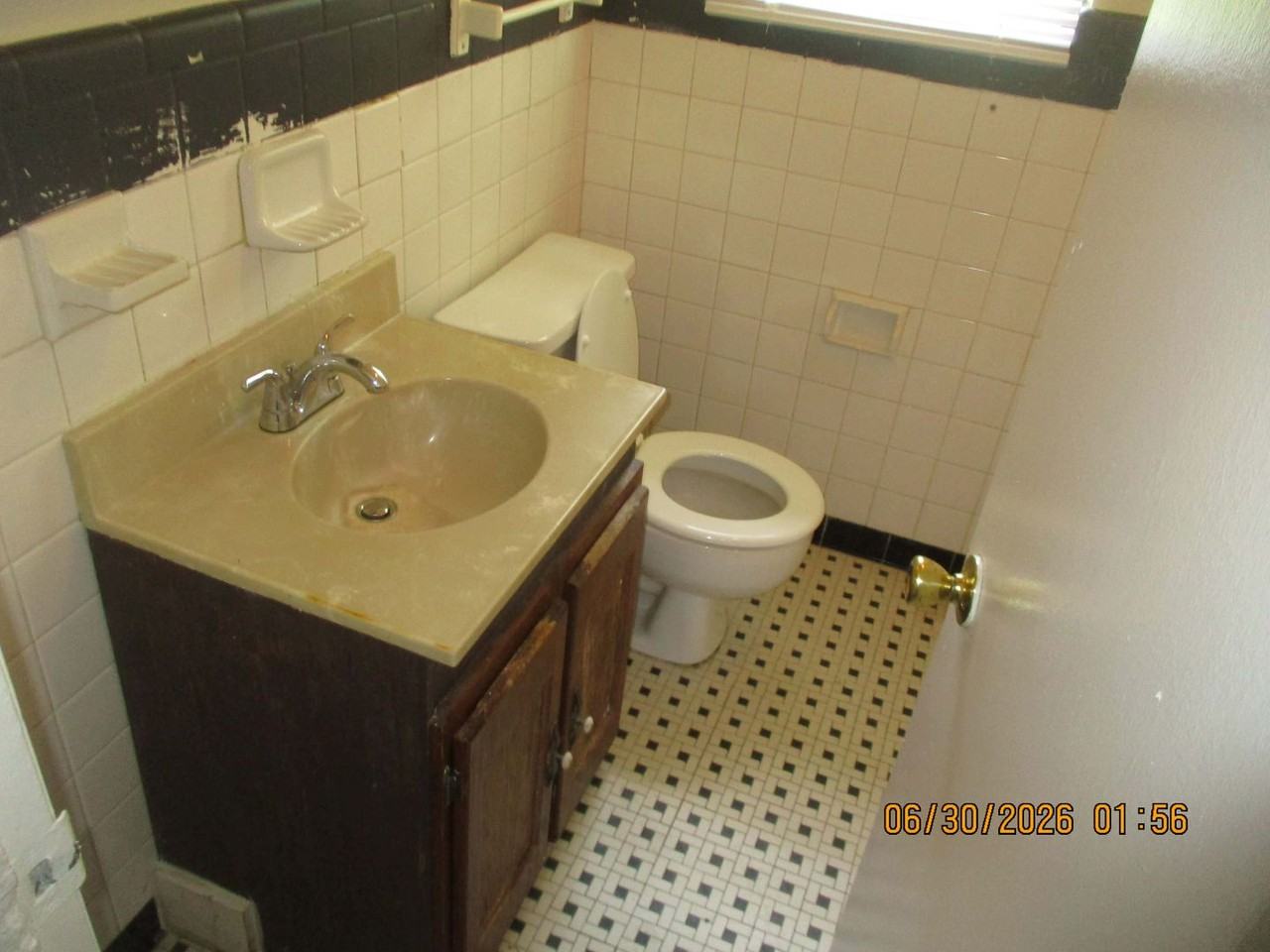2502 Belmont Dr - Photo 4 of 7