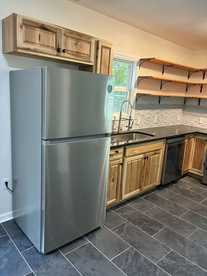 2711A Klapman Rd - Photo 4 of 21