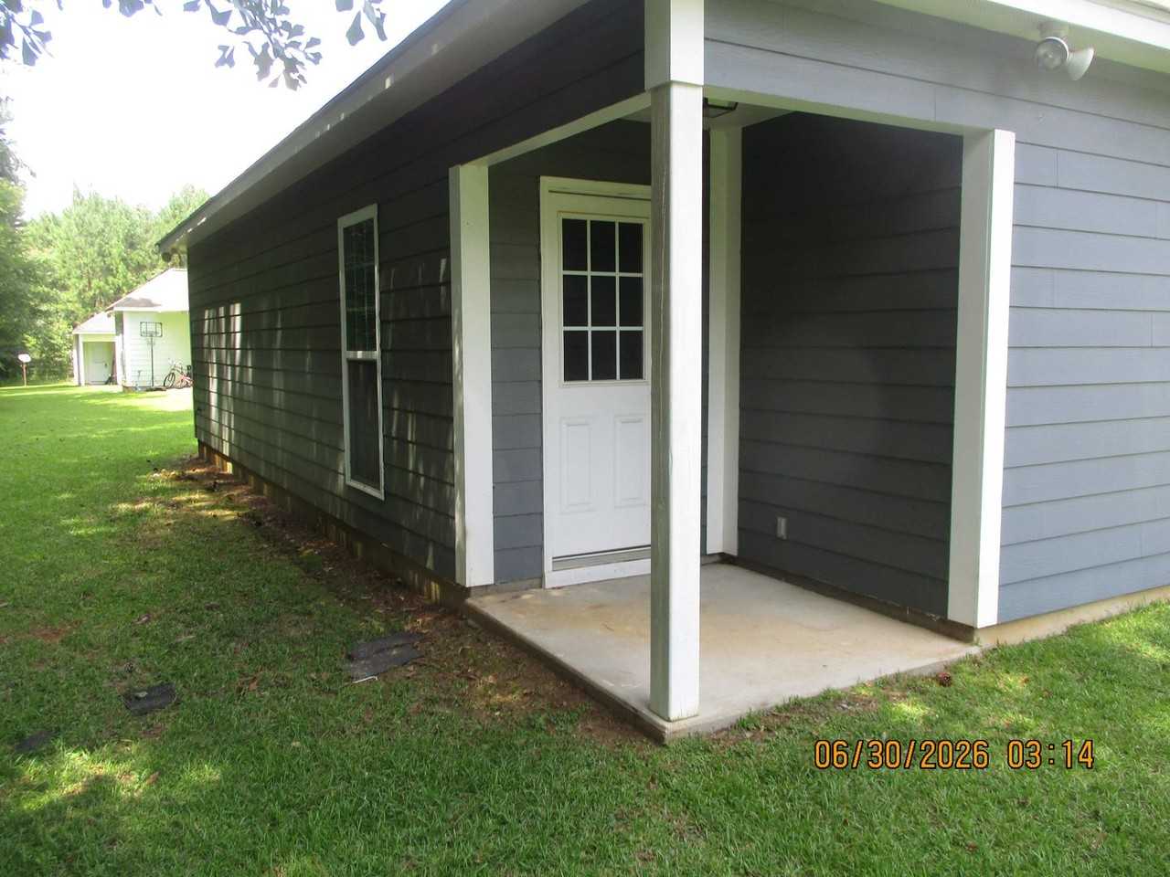 207 Cloud Ln - Photo 2 of 10