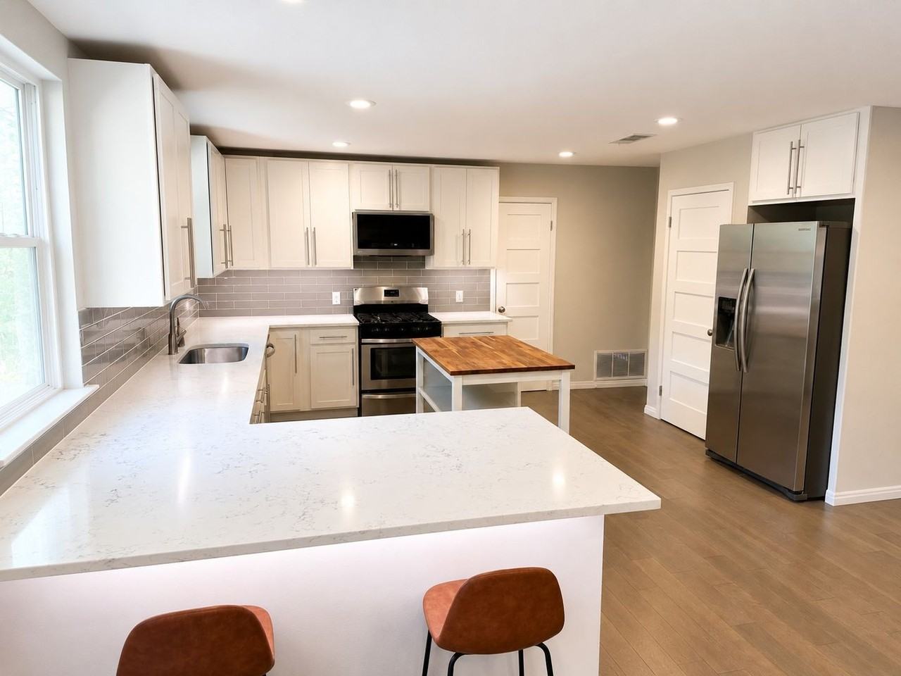 1200 Somerset Ave - Photo 7 of 31