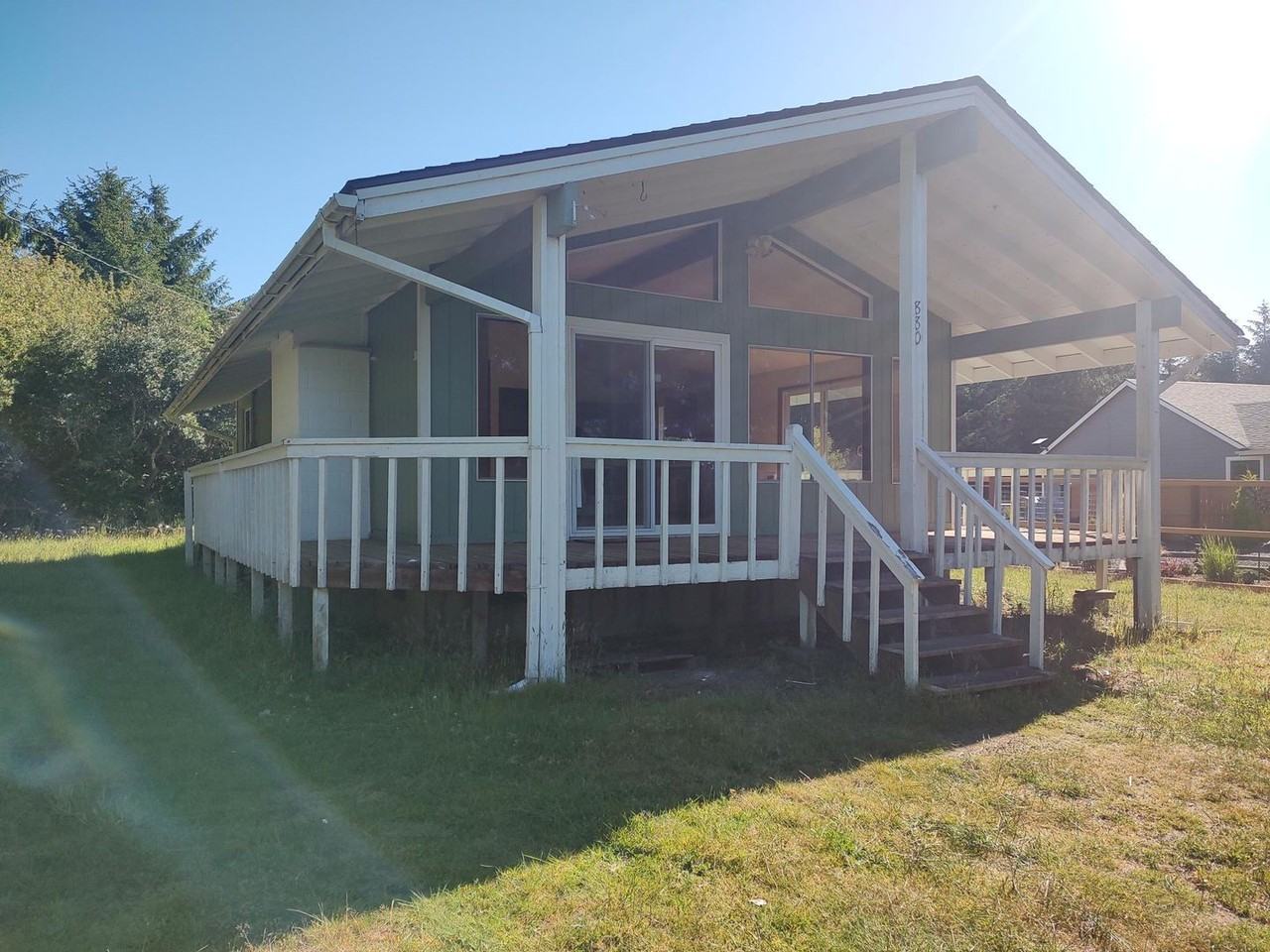 880 Pheasant Ct Sw - Photo 2 of 10