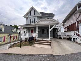 featured image of 445 Baird St