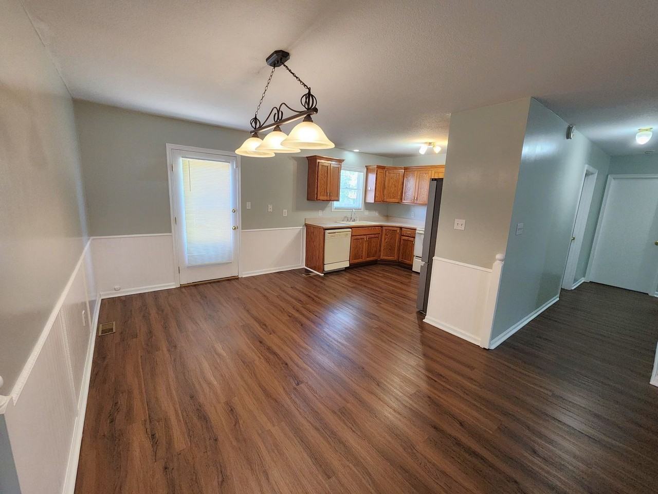 1808 Se 44th Ter - Photo 3 of 24