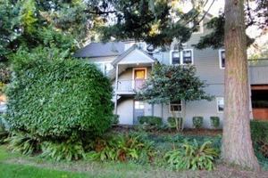 featured image of 6234 Ne Glisan St