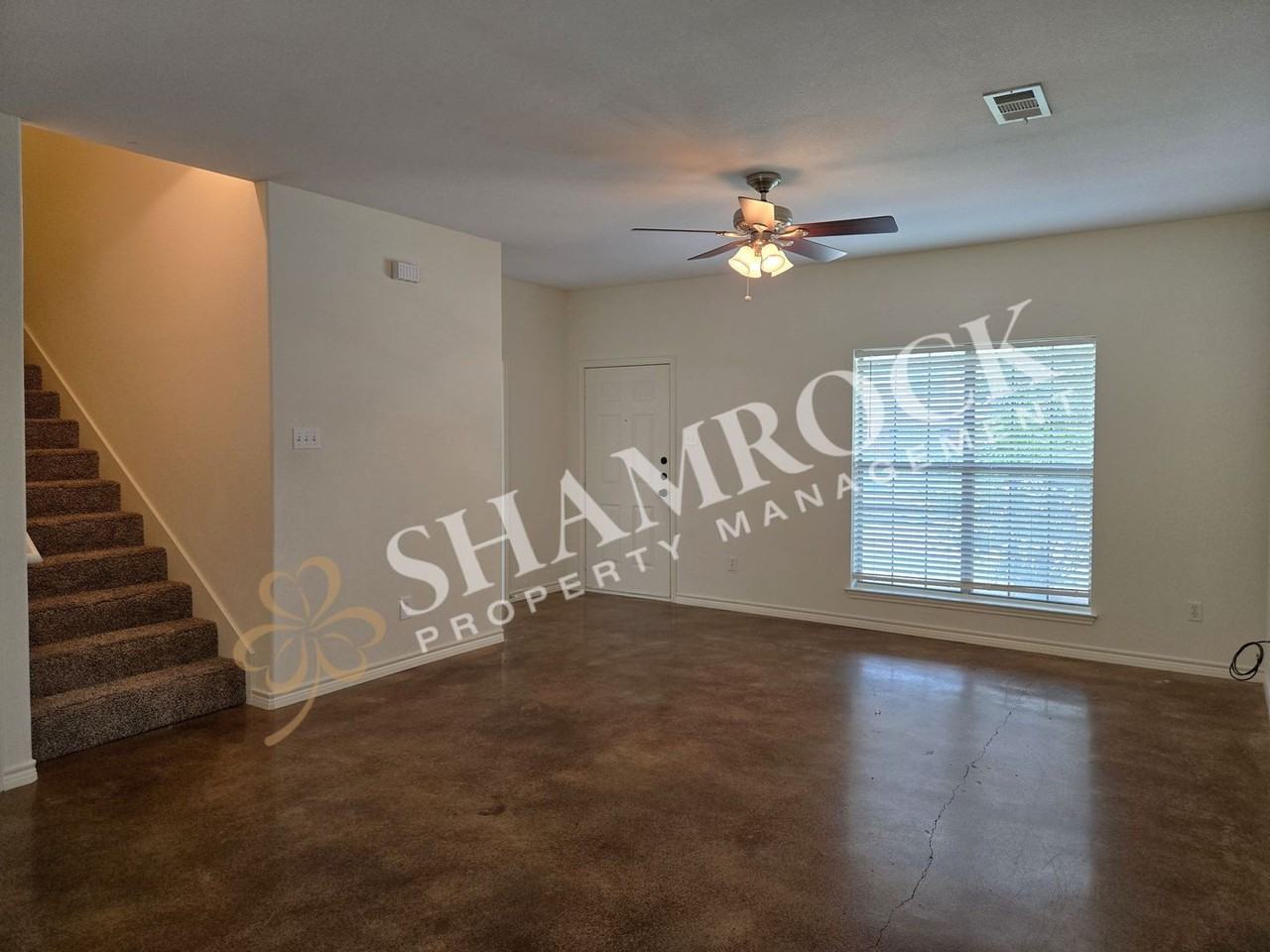 812 Chambers Creek Cir - Photo 3 of 14