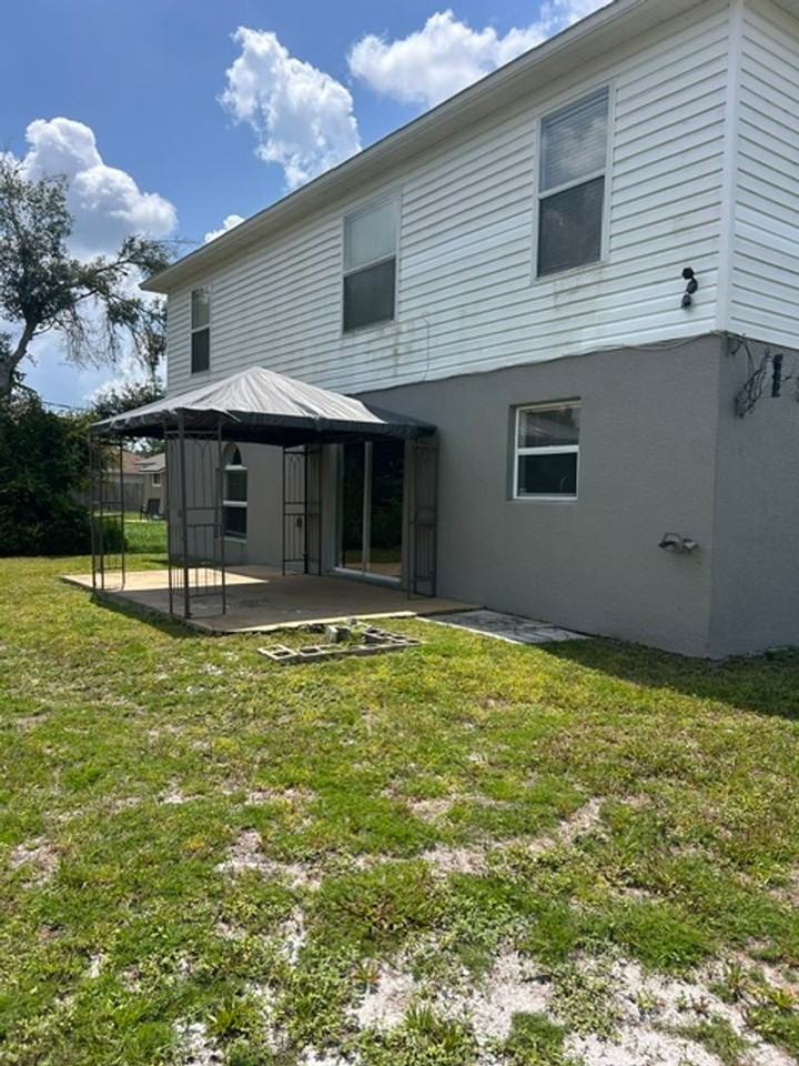 2940 Bedford St - Photo 4 of 47