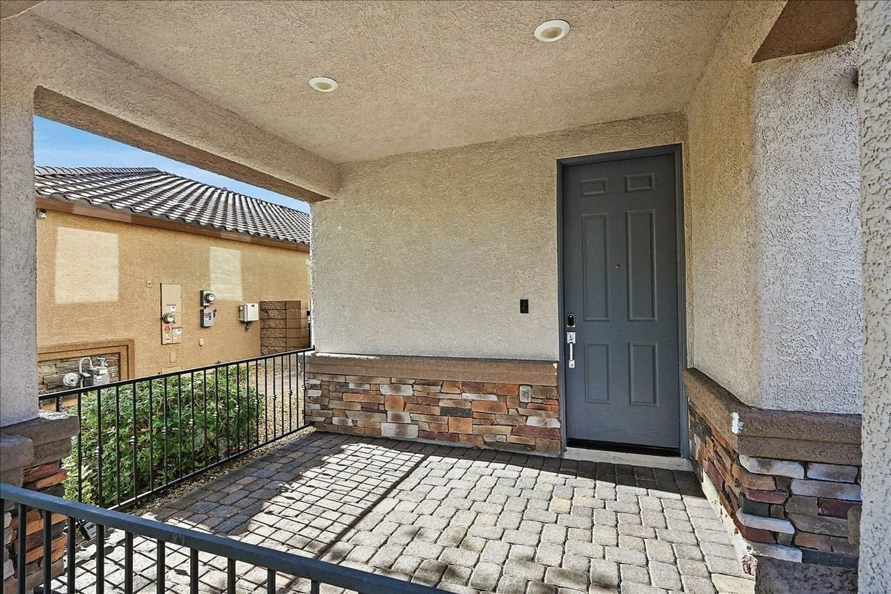 1106 Langston Ranch Ave - Photo 2 of 35