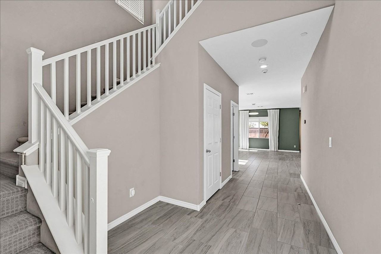 1106 Langston Ranch Ave - Photo 3 of 35