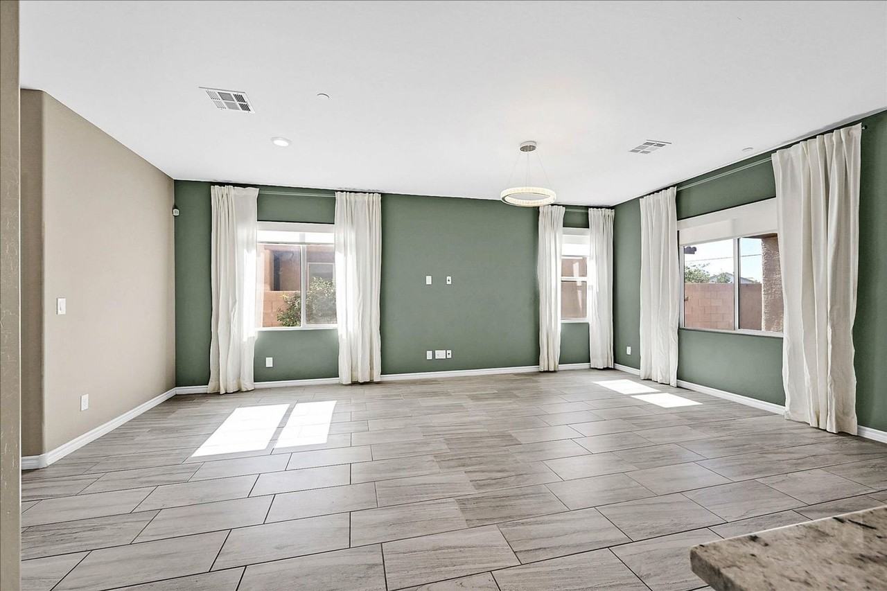 1106 Langston Ranch Ave - Photo 5 of 35