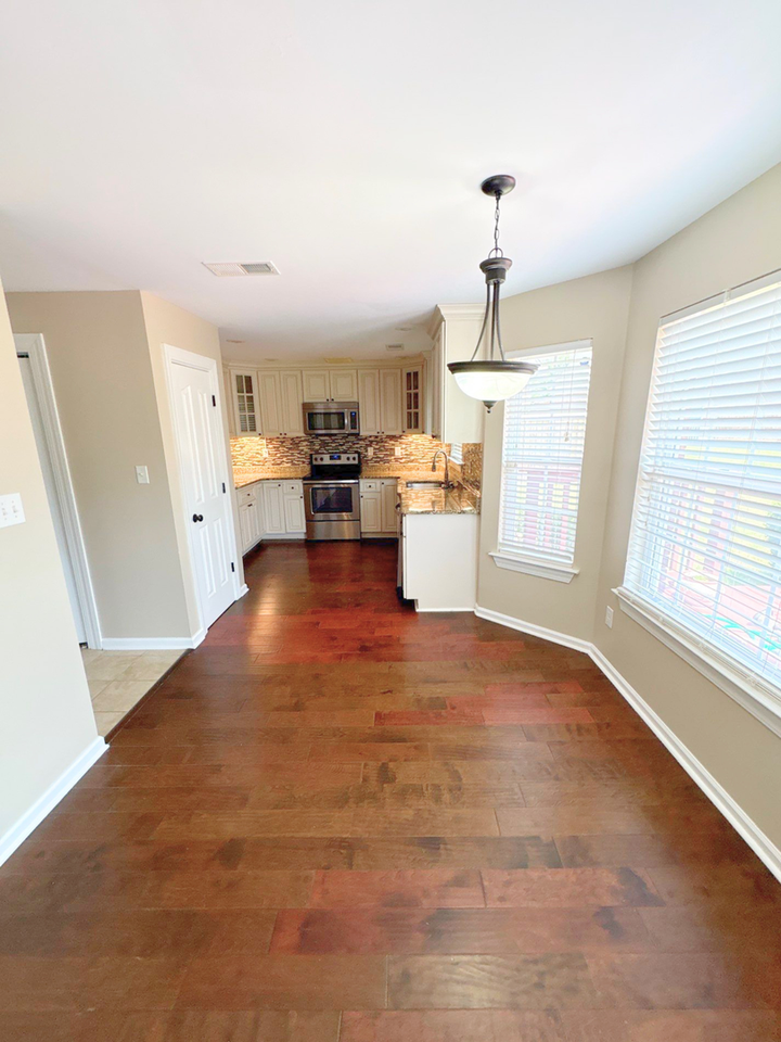 9456 Club Walk Ct - Photo 7 of 21
