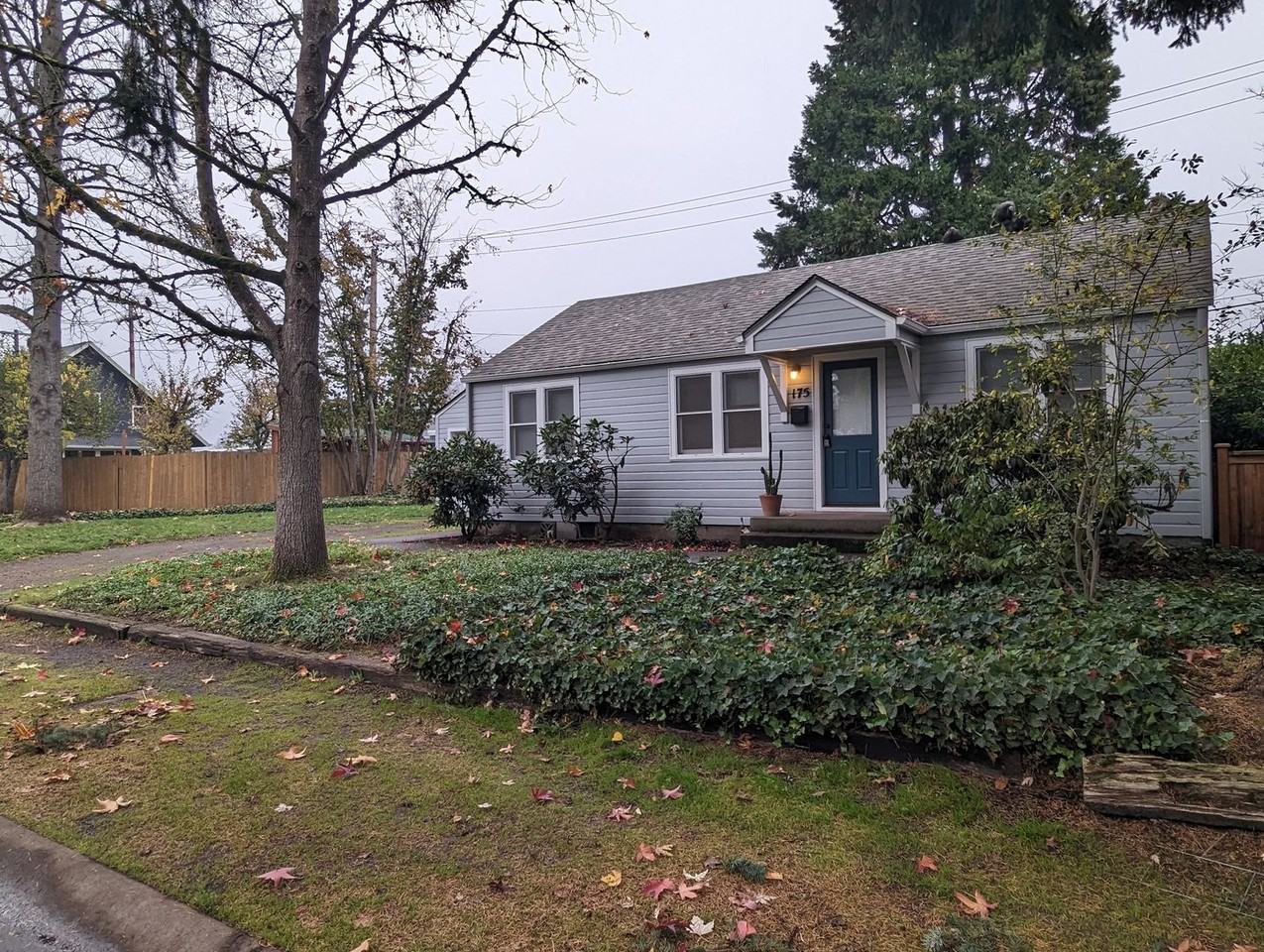 175 Ash St - Photo 2 of 23