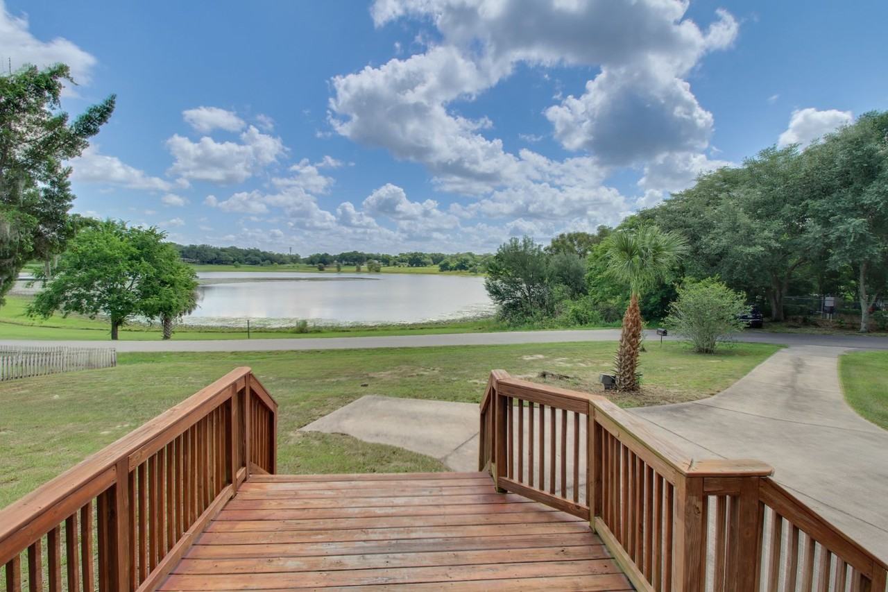 8875 Lake Florence Blvd - Photo 4 of 33