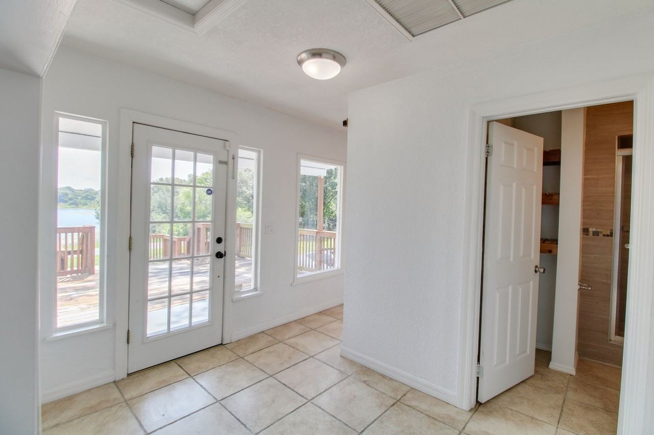 8875 Lake Florence Blvd - Photo 5 of 33
