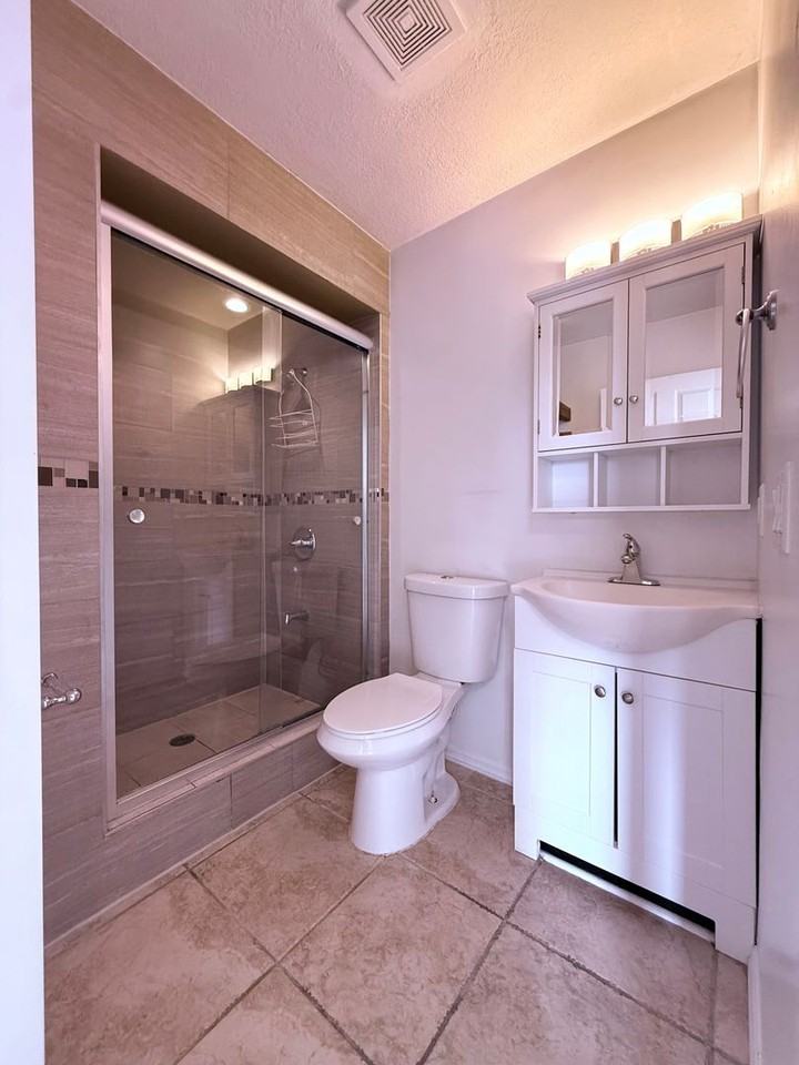 8875 Lake Florence Blvd - Photo 7 of 33