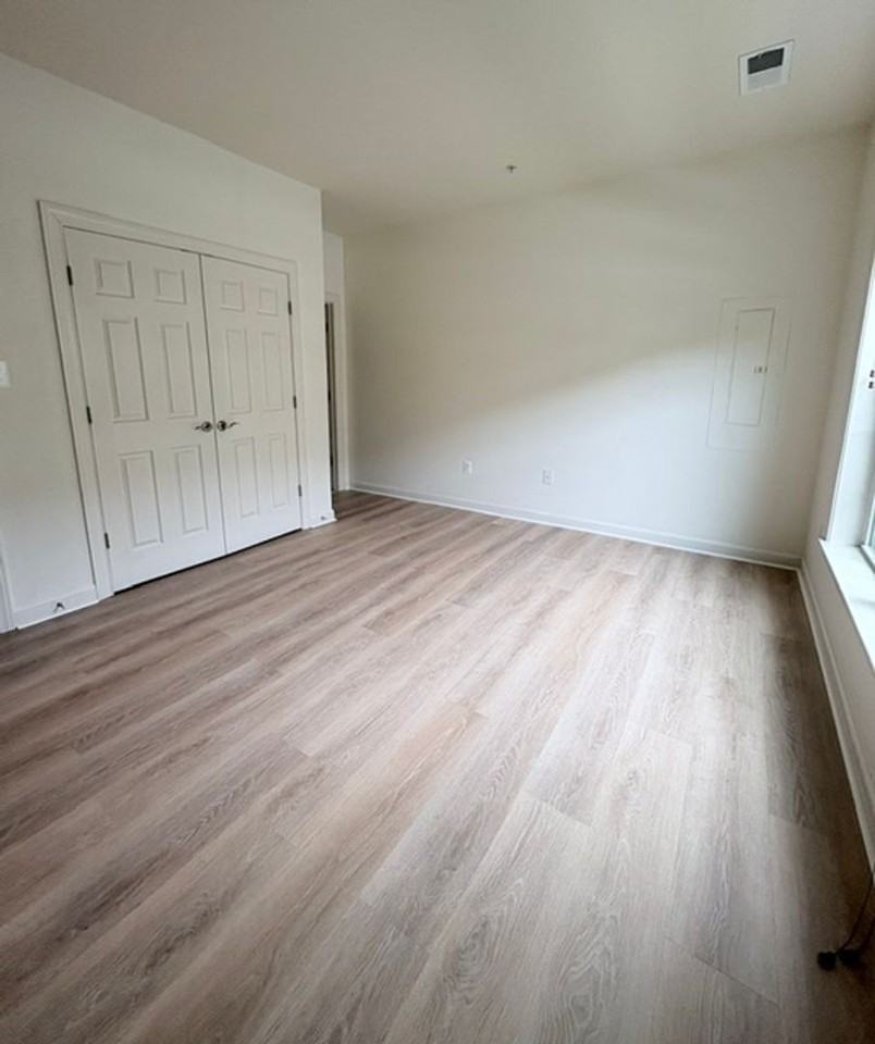 121 Autumn View Dr - Photo 5 of 48