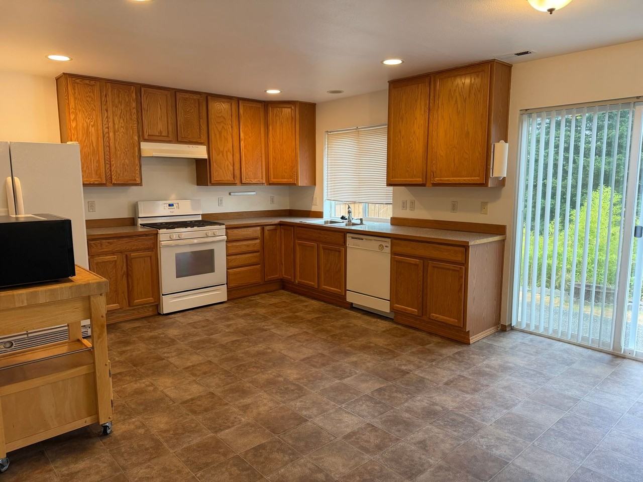 37107 Se Stewart St - Photo 2 of 24
