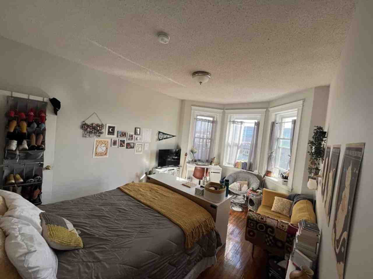 20 Commonwealth Ave - Photo 5 of 11