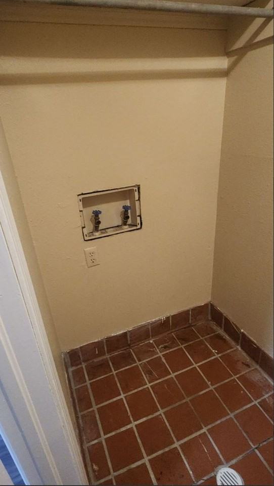 312 N Wilson Ave #C - Photo 5 of 9
