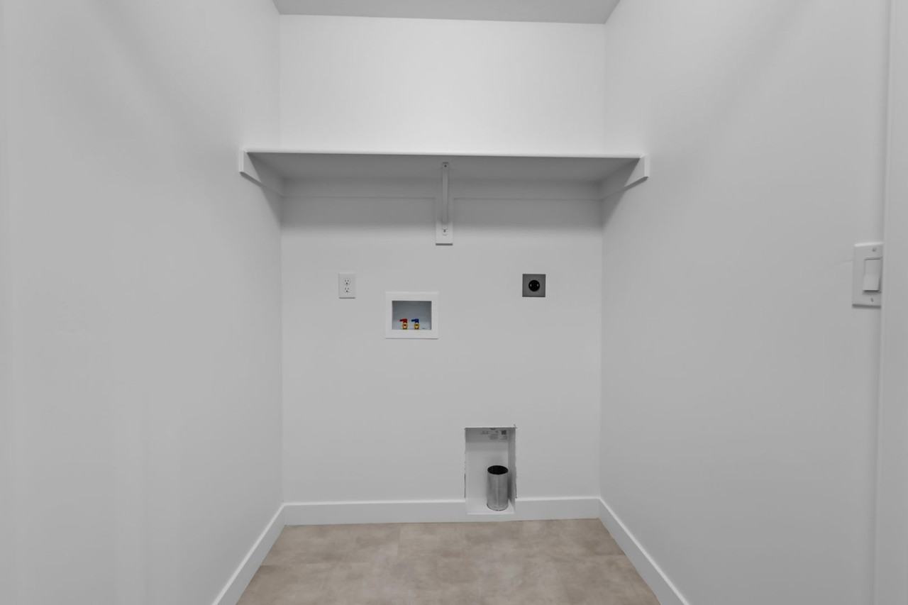 1421 W 11380 S - Photo 7 of 22