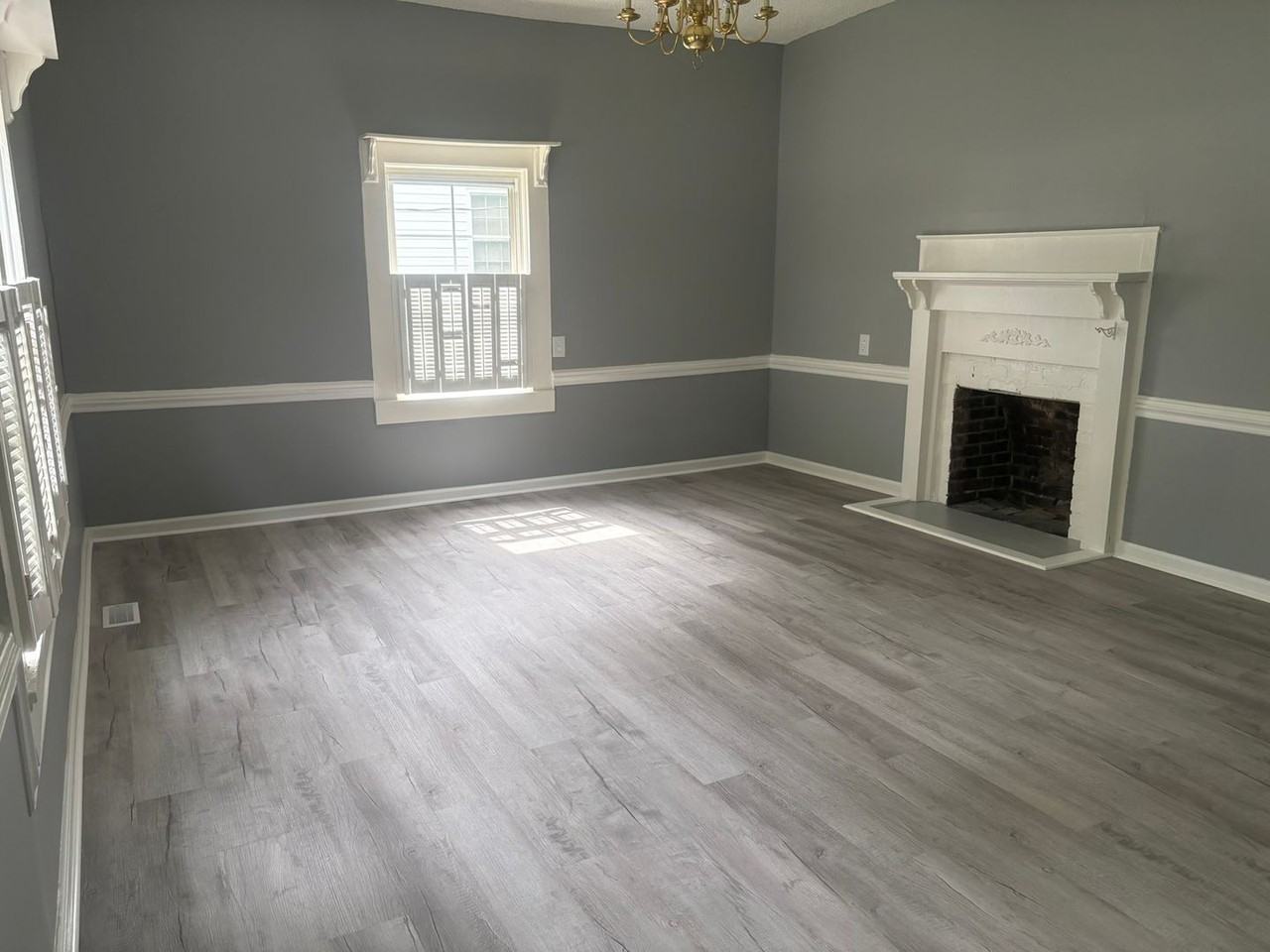 211 E Edinborough Ave - Photo 2 of 19