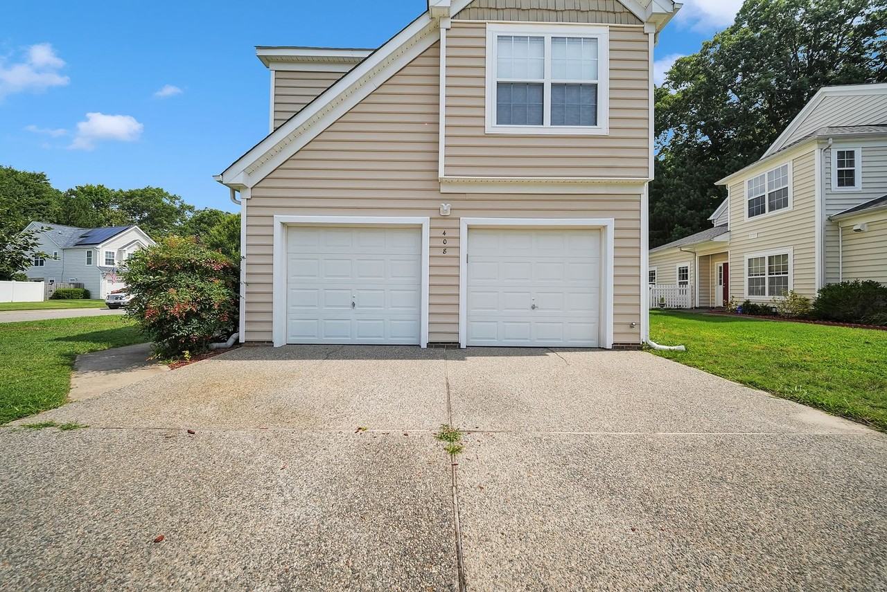 408 Holmes Blvd - Photo 2 of 50