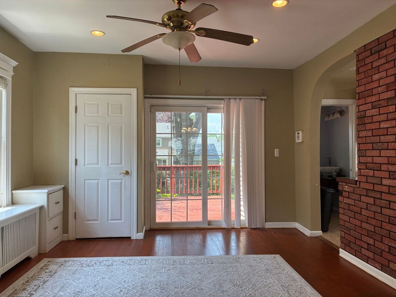 51 Nesbit Ave - Photo 6 of 11
