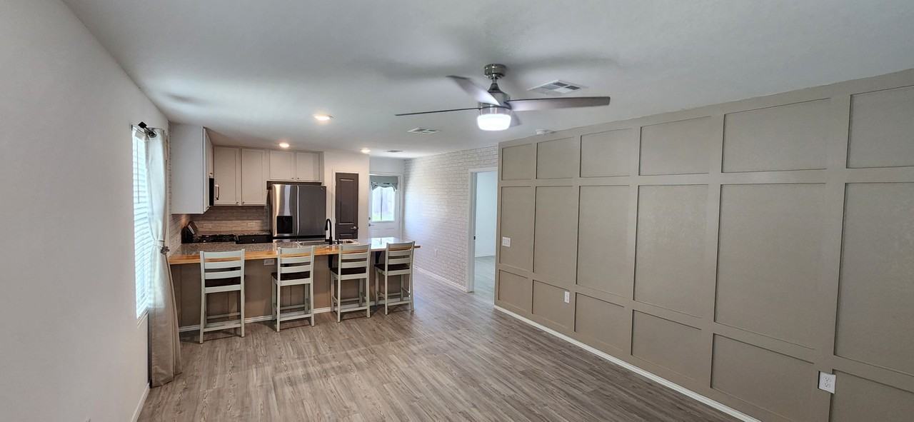 4538 Zoe Pass - Photo 4 of 20