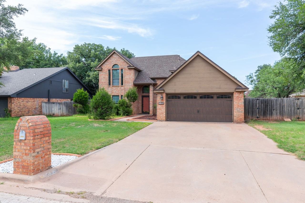 2250 Rim Rock Rd - Photo 3 of 50