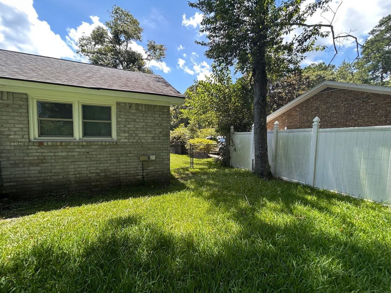 401 Bluebell Ave - Photo 5 of 34