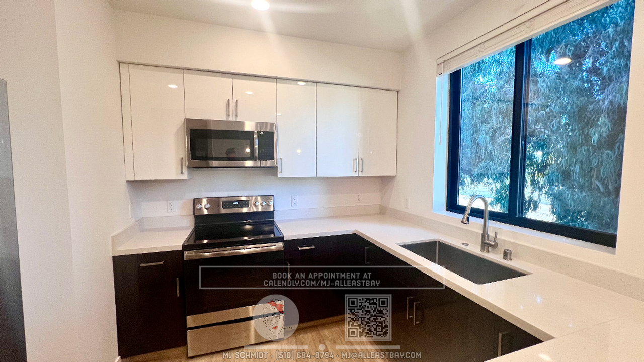 3253 Ettie St #6 - Photo 4 of 13