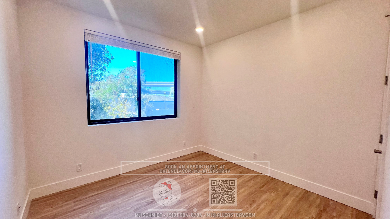 3253 Ettie St #6 - Photo 7 of 13