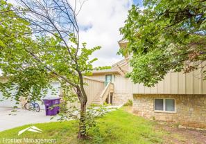 1919 Crescent Dr - Photo 1 of 1