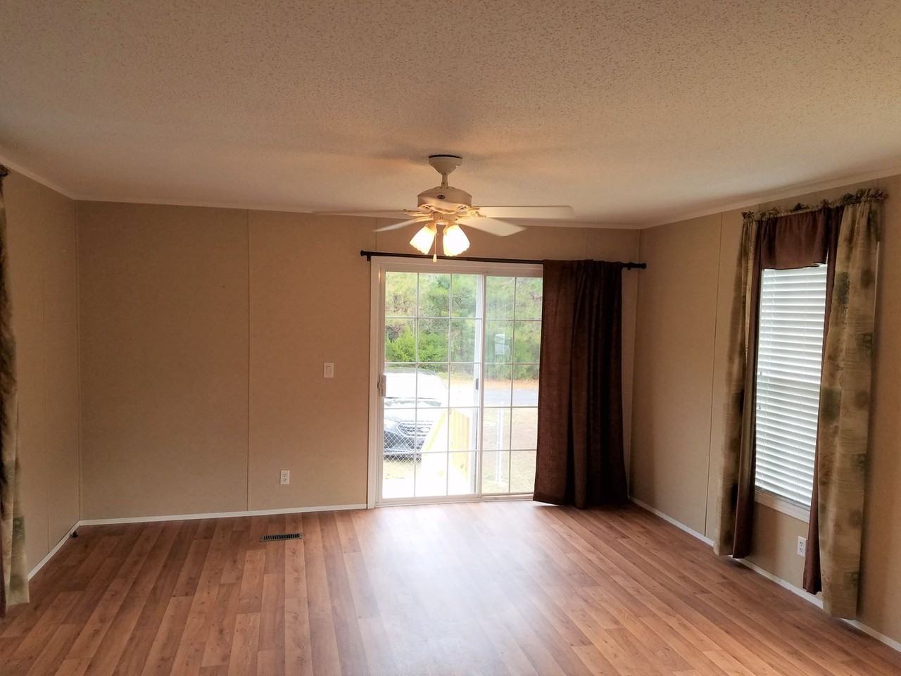 1 Duke Dr - Photo 6 of 22