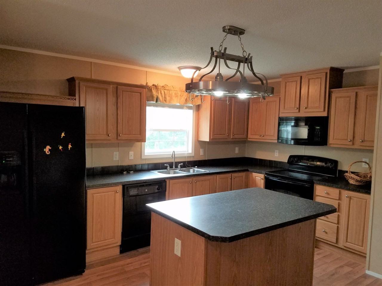 1 Duke Dr - Photo 7 of 22