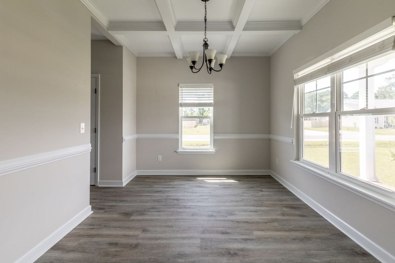 300 Waylon Way - Photo 5 of 28