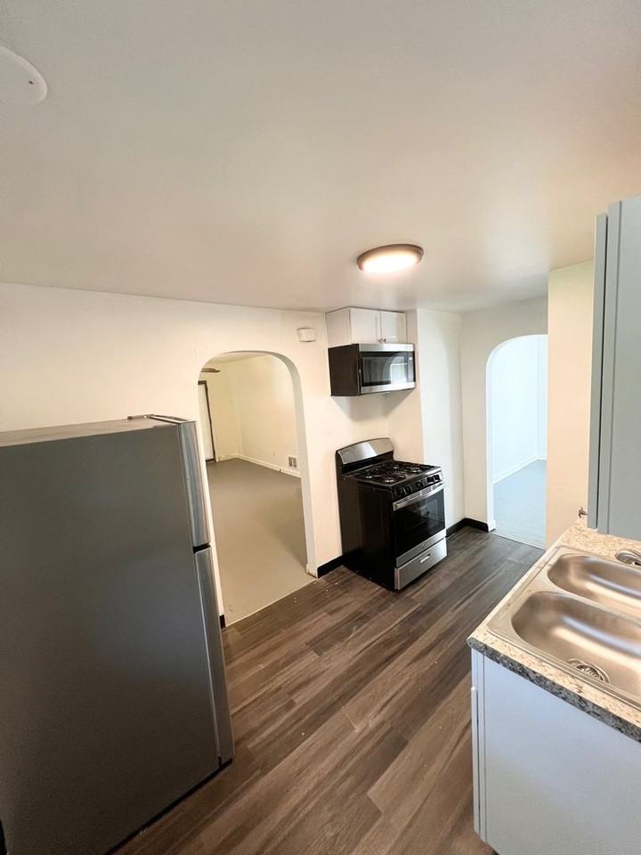 5010 3rd St - Photo 5 of 10