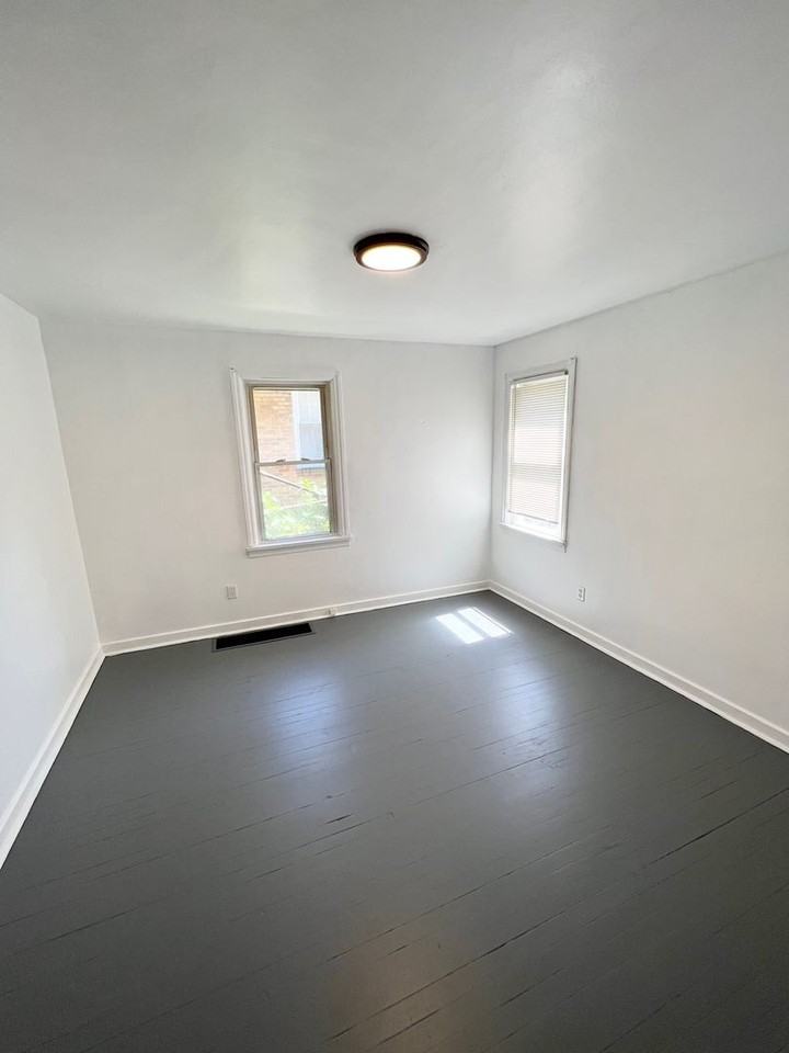 5010 3rd St - Photo 6 of 10