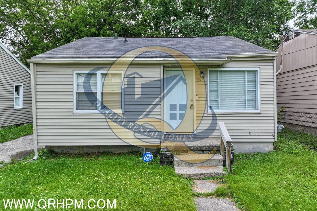 955 S Ballenger Hwy - Photo 3 of 21