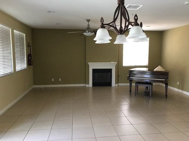 198 Paseo Vista Cir - Photo 3 of 9