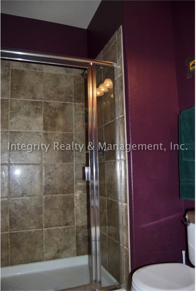10328 Longwood Way - Photo 6 of 34