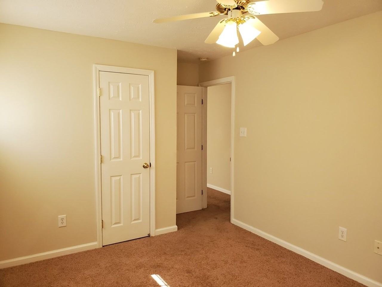 1511 Converse Ave - Photo 7 of 11
