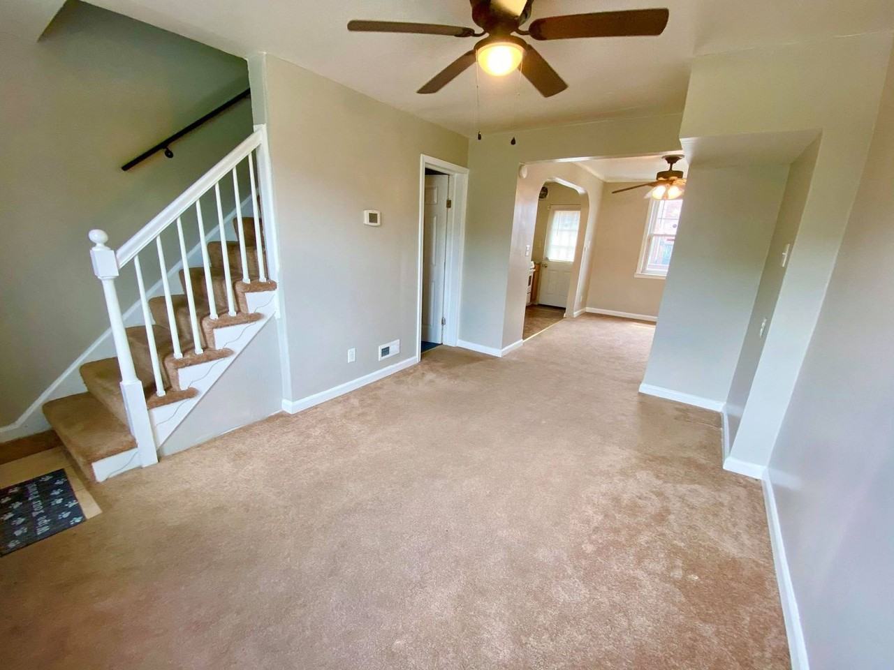 1916 Harman Ave - Photo 5 of 19