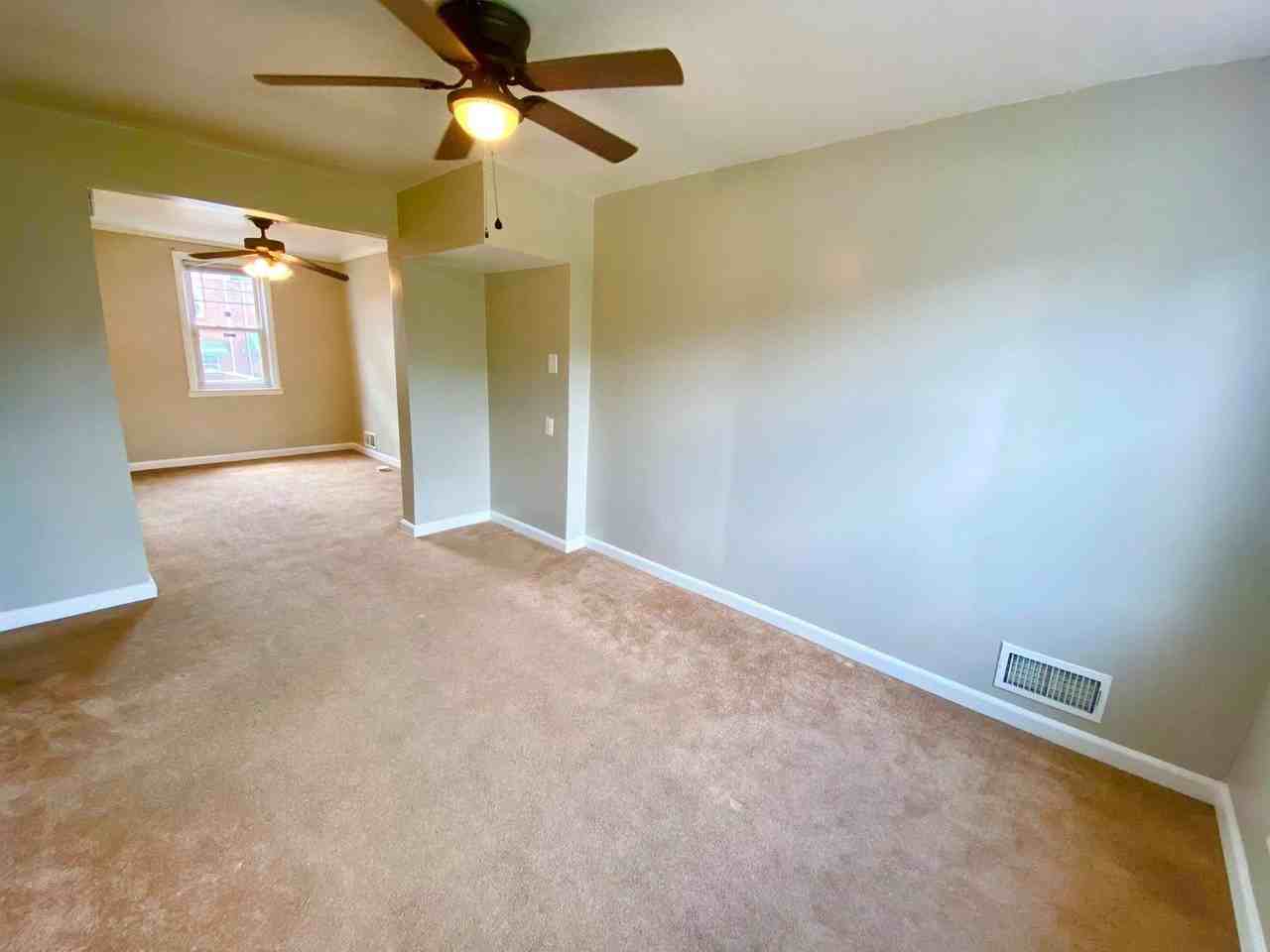 1916 Harman Ave - Photo 6 of 19